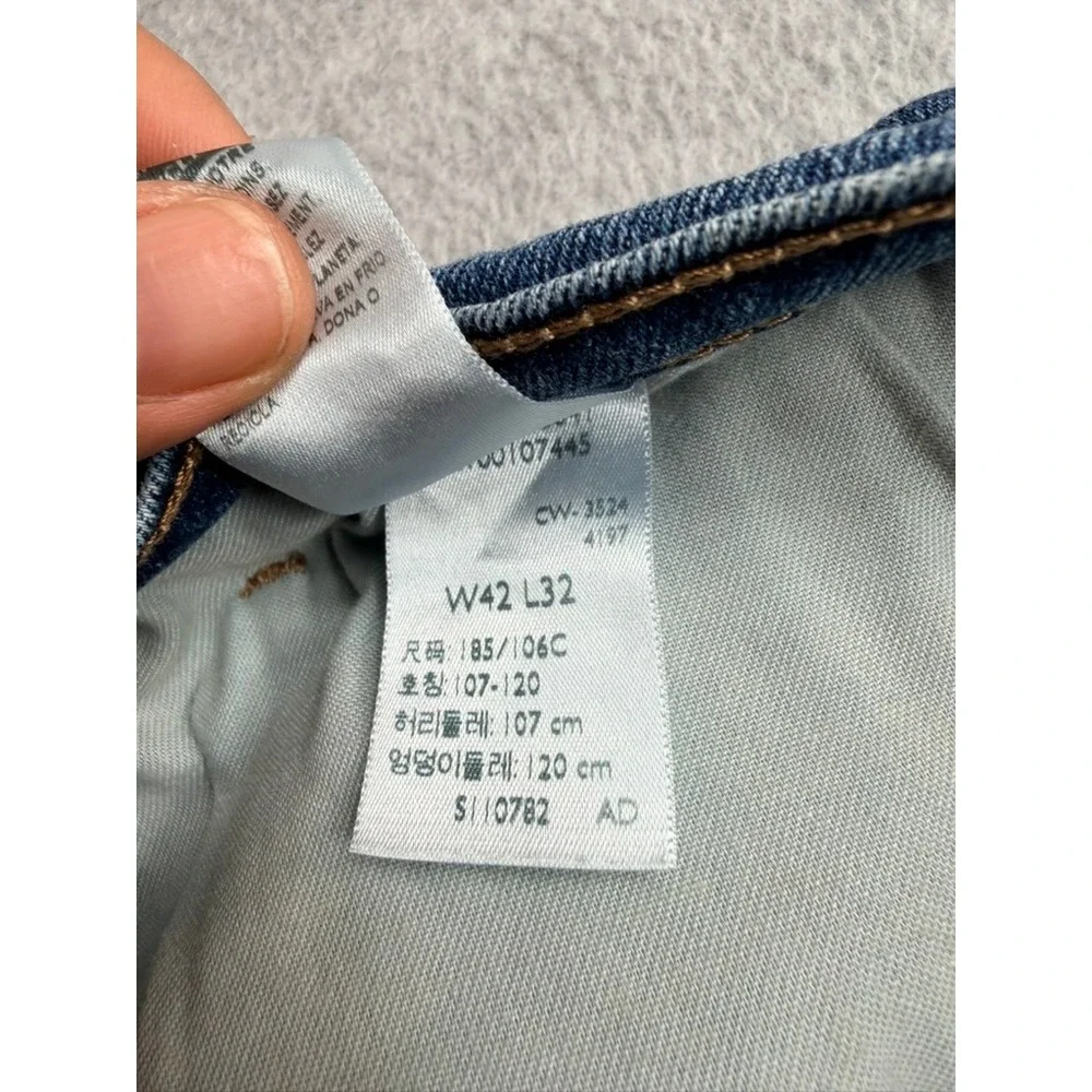 Levis levi 559
